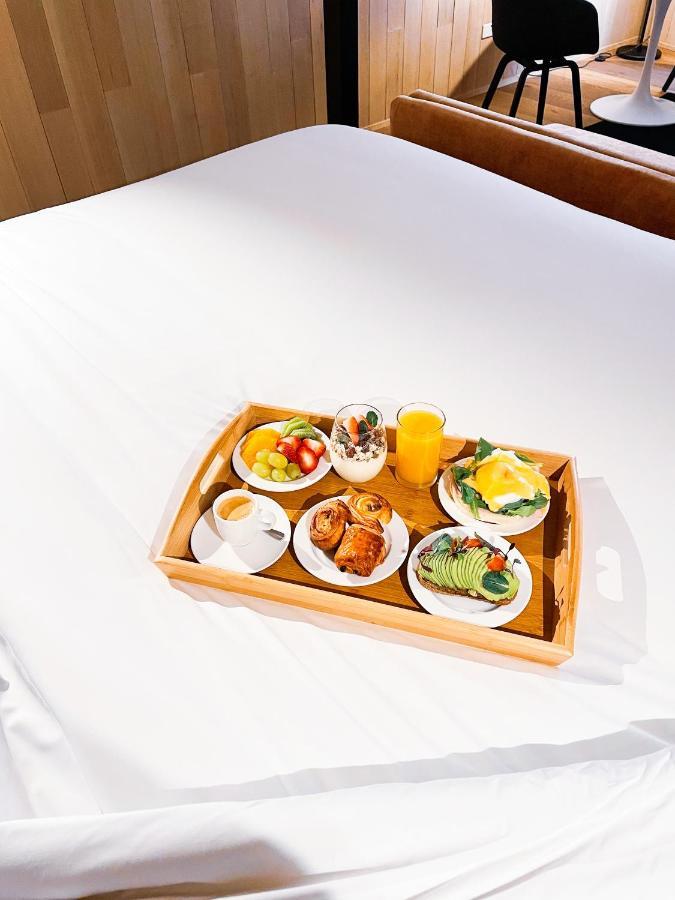 Hotel Magnolia Сантьяго Экстерьер фото A breakfast tray