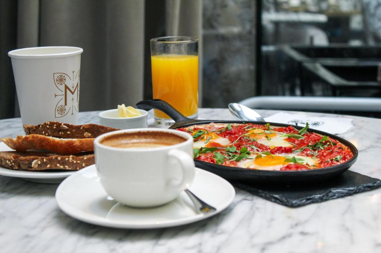 Hotel Magnolia Сантьяго Экстерьер фото Breakfast at the Mandarin Oriental