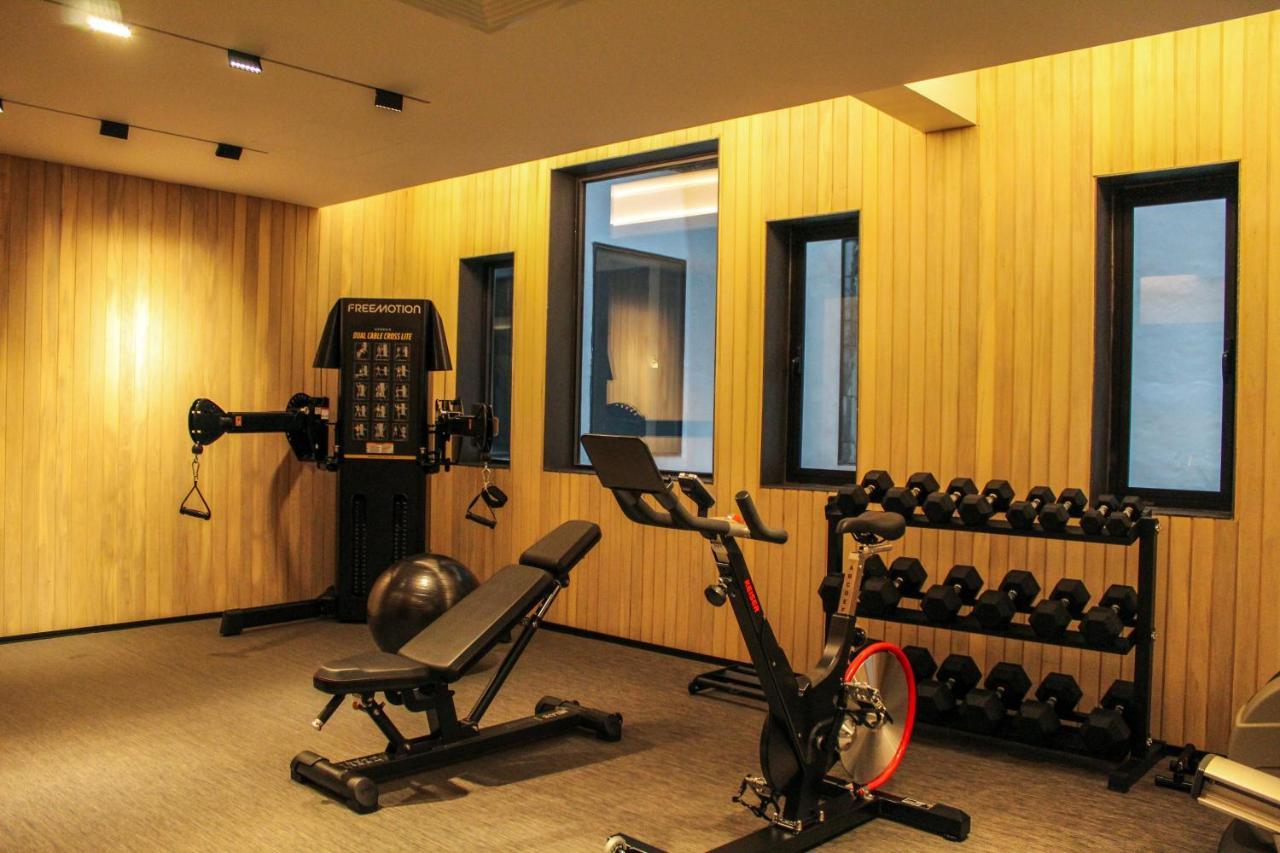Hotel Magnolia Сантьяго Экстерьер фото A gym at the hotel