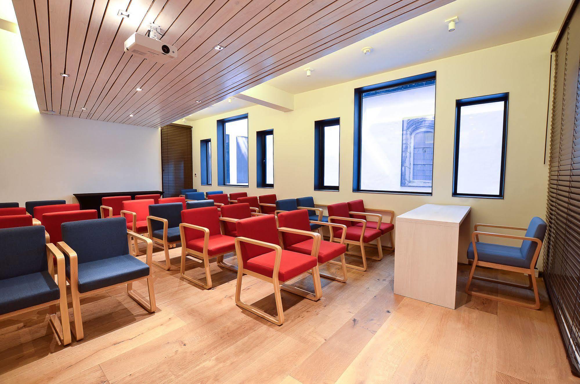 Hotel Magnolia Сантьяго Экстерьер фото The lecture room